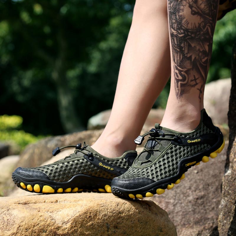 Trekking mountain męskie buty  – Streetwear Brand With White Flowers recenzja i cena